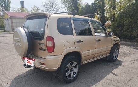 Chevrolet Niva I рестайлинг, 2004 год, 330 000 рублей, 4 фотография
