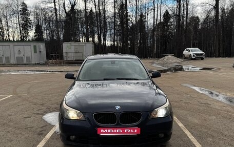 BMW 5 серия, 2007 год, 1 069 000 рублей, 3 фотография
