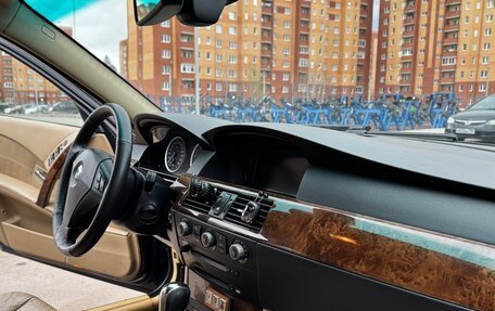 BMW 5 серия, 2007 год, 1 069 000 рублей, 13 фотография
