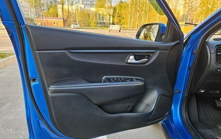 KIA Rio IV, 2018 год, 1 215 000 рублей, 8 фотография