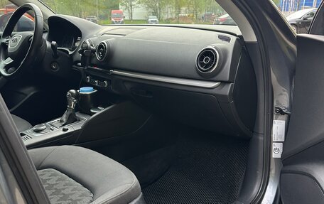 Audi A3, 2015 год, 1 790 000 рублей, 10 фотография