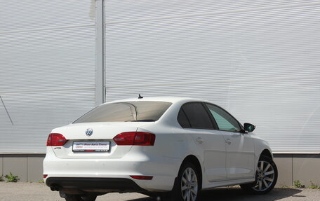 Volkswagen Jetta VI, 2013 год, 1 017 000 рублей, 2 фотография