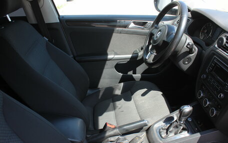 Volkswagen Jetta VI, 2013 год, 1 017 000 рублей, 14 фотография