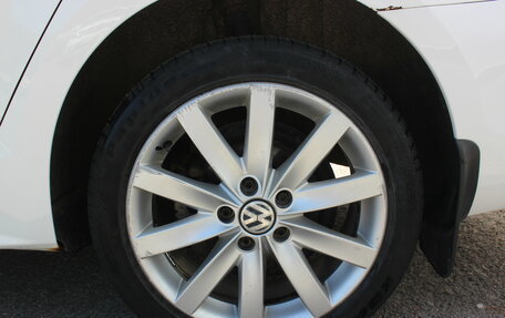 Volkswagen Jetta VI, 2013 год, 1 017 000 рублей, 25 фотография