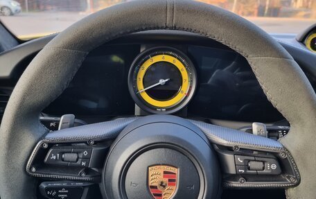 Porsche 911, 2021 год, 16 000 000 рублей, 10 фотография