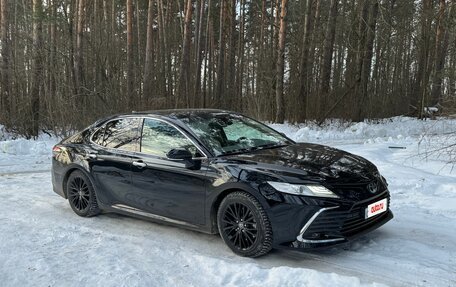 Toyota Camry, 2022 год, 3 600 000 рублей, 3 фотография