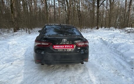 Toyota Camry, 2022 год, 3 600 000 рублей, 4 фотография