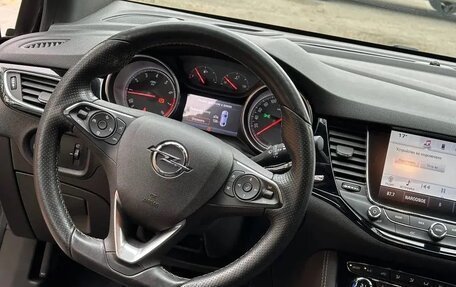 Opel Astra K, 2018 год, 1 290 000 рублей, 8 фотография