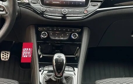 Opel Astra K, 2018 год, 1 290 000 рублей, 9 фотография