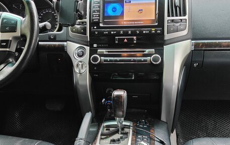 Toyota Land Cruiser 200, 2014 год, 4 300 000 рублей, 17 фотография
