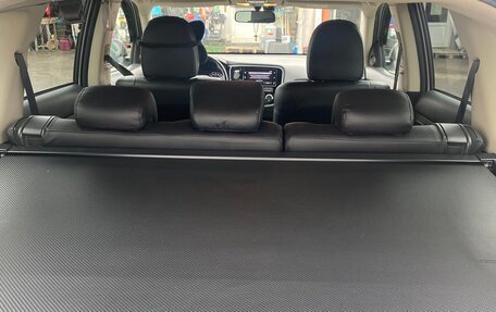 Mitsubishi Outlander III рестайлинг 3, 2018 год, 2 200 000 рублей, 11 фотография