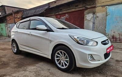 Hyundai Solaris II рестайлинг, 2013 год, 750 000 рублей, 1 фотография