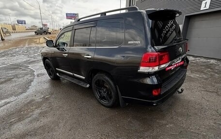 Toyota Land Cruiser 200, 2018 год, 6 100 000 рублей, 6 фотография