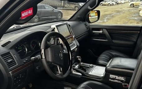 Toyota Land Cruiser 200, 2018 год, 6 100 000 рублей, 15 фотография