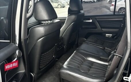 Toyota Land Cruiser 200, 2018 год, 6 100 000 рублей, 17 фотография