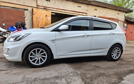 Hyundai Solaris II рестайлинг, 2013 год, 750 000 рублей, 6 фотография