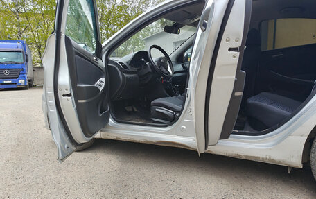Hyundai Solaris II рестайлинг, 2015 год, 600 600 рублей, 15 фотография