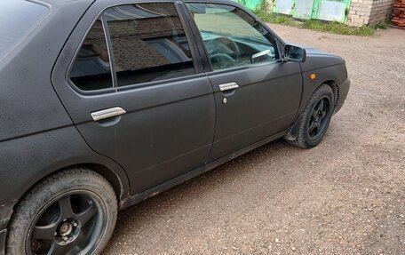 Nissan Bluebird XI, 2001 год, 280 000 рублей, 3 фотография