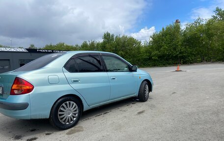 Toyota Prius IV XW50, 1998 год, 300 000 рублей, 6 фотография