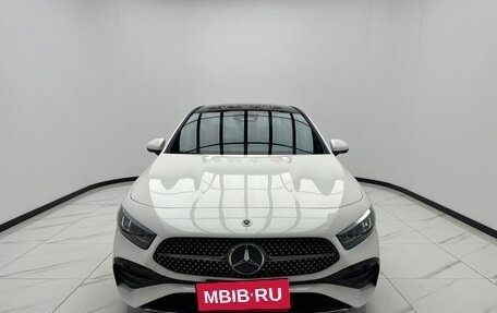 Mercedes-Benz A-Класс, 2023 год, 2 270 000 рублей, 2 фотография