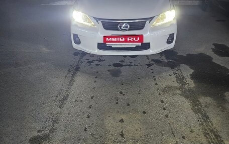 Lexus CT I рестайлинг, 2013 год, 1 300 000 рублей, 3 фотография