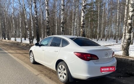Opel Astra J, 2013 год, 850 000 рублей, 9 фотография