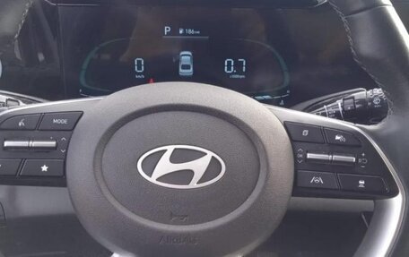 Hyundai Elantra, 2023 год, 1 850 000 рублей, 7 фотография