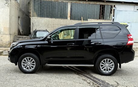 Toyota Land Cruiser Prado 150 рестайлинг 2, 2015 год, 3 400 000 рублей, 9 фотография