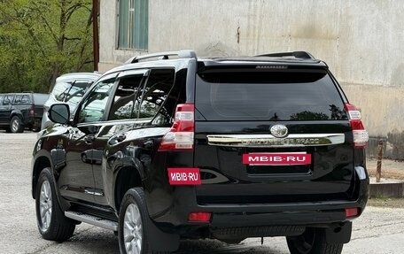 Toyota Land Cruiser Prado 150 рестайлинг 2, 2015 год, 3 400 000 рублей, 5 фотография
