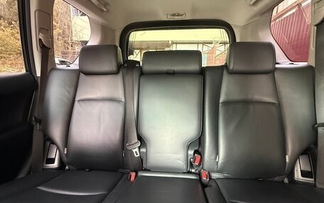 Toyota Land Cruiser Prado 150 рестайлинг 2, 2015 год, 3 400 000 рублей, 16 фотография