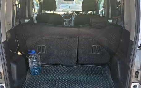 Toyota Ractis I, 2007 год, 440 000 рублей, 9 фотография