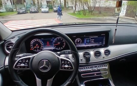 Mercedes-Benz E-Класс, 2019 год, 2 650 000 рублей, 12 фотография