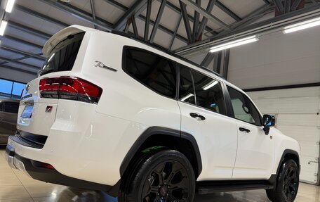 Toyota Land Cruiser, 2022 год, 10 799 000 рублей, 17 фотография
