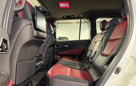 Toyota Land Cruiser, 2022 год, 10 799 000 рублей, 25 фотография