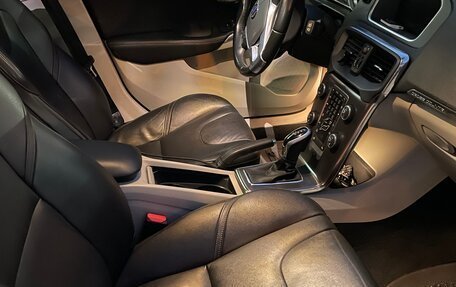 Volvo V40 Cross Country I, 2014 год, 1 500 000 рублей, 4 фотография