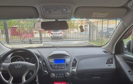 Hyundai ix35 I рестайлинг, 2014 год, 1 700 000 рублей, 10 фотография