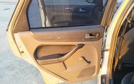 Ford Focus II рестайлинг, 2006 год, 395 000 рублей, 23 фотография