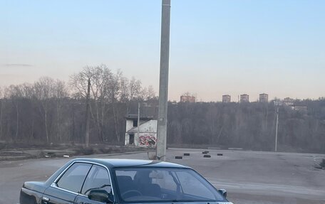 Nissan Laurel VIII, 1989 год, 333 333 рублей, 3 фотография
