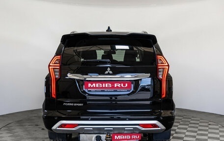 Mitsubishi Pajero Sport III рестайлинг, 2022 год, 3 799 000 рублей, 6 фотография