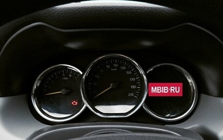 Renault Duster I рестайлинг, 2015 год, 1 050 000 рублей, 11 фотография
