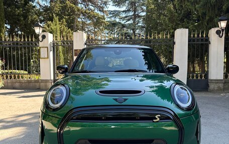 MINI Hatch, 2021 год, 3 000 000 рублей, 2 фотография