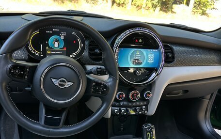 MINI Hatch, 2021 год, 3 000 000 рублей, 9 фотография