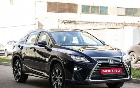 Lexus RX IV рестайлинг, 2017 год, 3 999 000 рублей, 5 фотография
