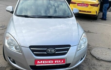 KIA cee'd I рестайлинг, 2009 год, 570 000 рублей, 1 фотография