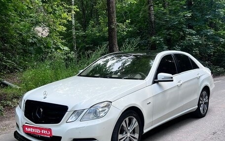 Mercedes-Benz E-Класс, 2012 год, 1 222 000 рублей, 3 фотография