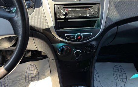 Hyundai Solaris II рестайлинг, 2011 год, 670 000 рублей, 6 фотография