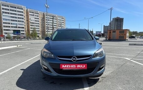 Opel Astra J, 2012 год, 900 000 рублей, 2 фотография