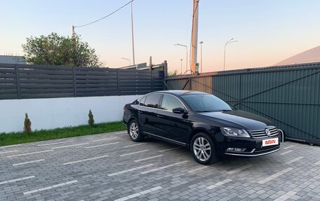 Volkswagen Passat B7, 2011 год, 1 370 000 рублей, 2 фотография