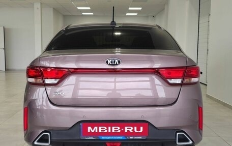 KIA Rio IV, 2021 год, 1 899 000 рублей, 6 фотография