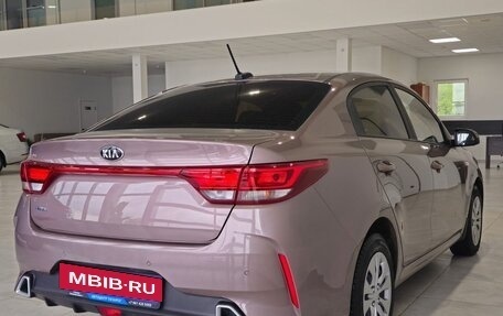 KIA Rio IV, 2021 год, 1 899 000 рублей, 8 фотография